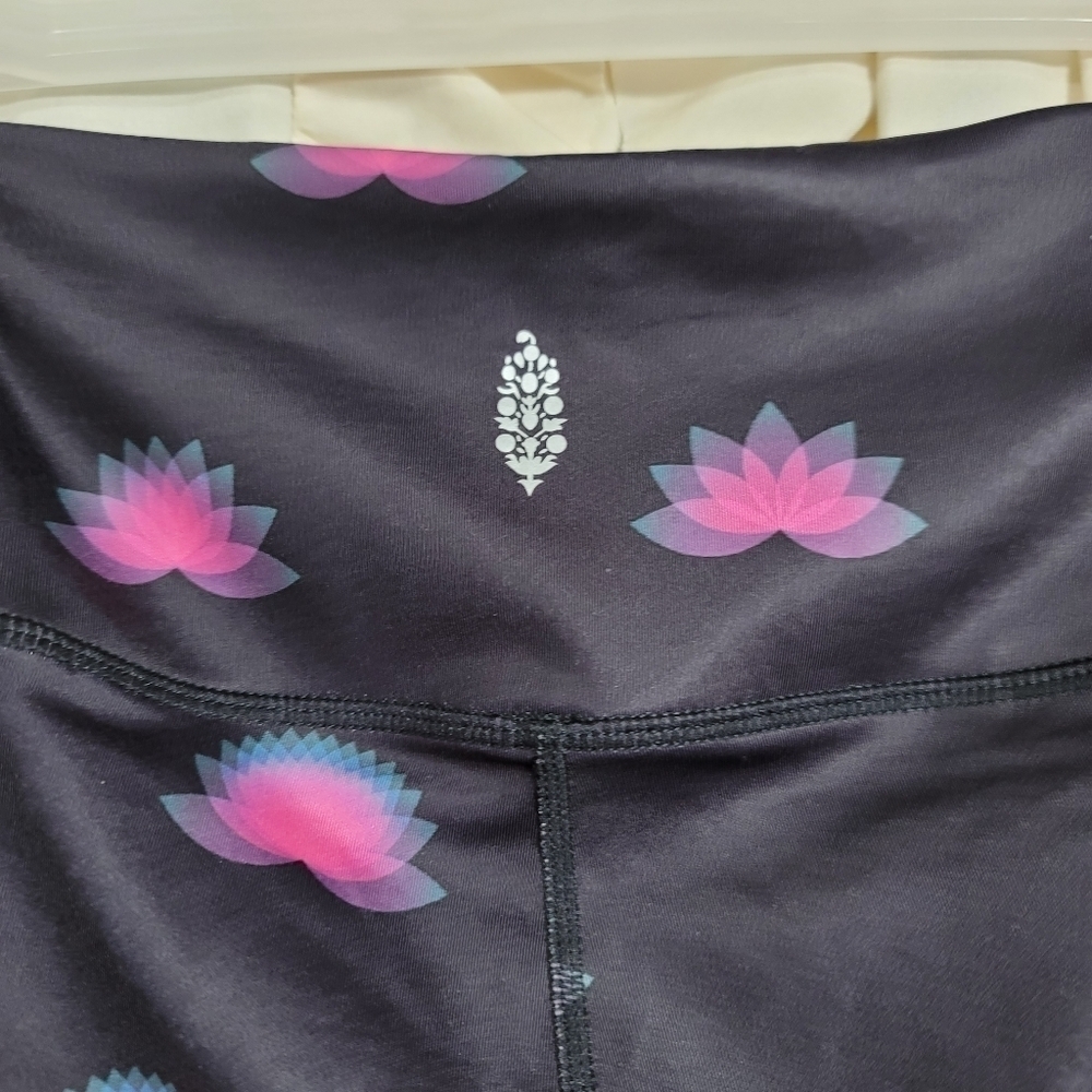 Free People Movement Lotus Print Hi-Rise Legging XS - Picture 6 of 7
